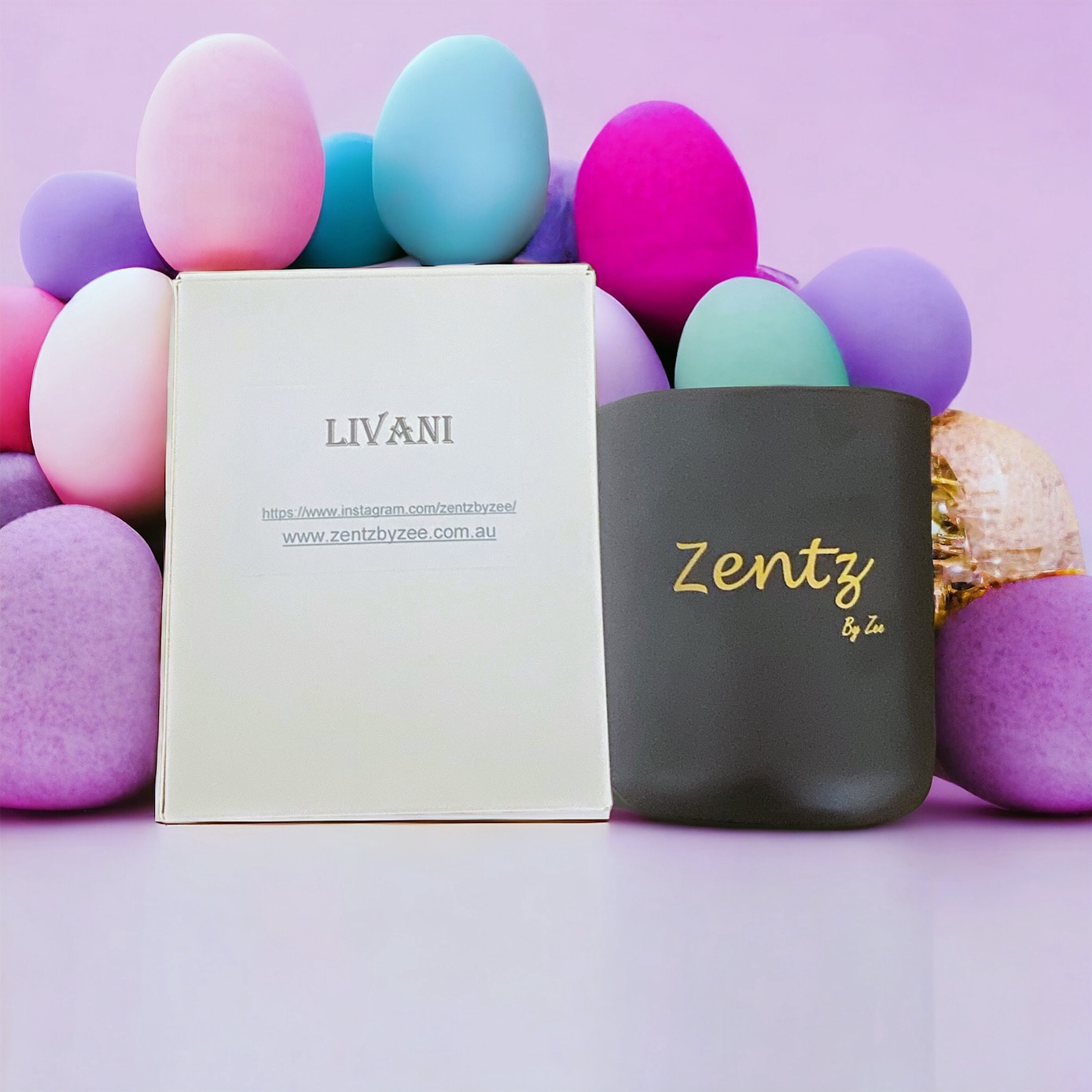 Livani Matt Black Candle